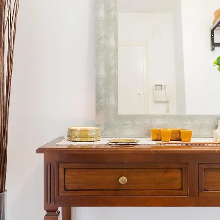 Διαμέρισμα Charming Bright Flat