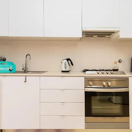 Charming Bright Flat *